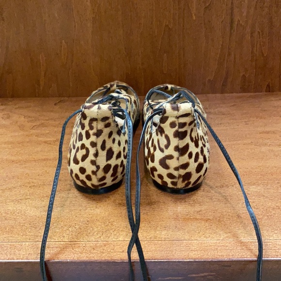 Leopard lace up flat - Picture 4 of 7